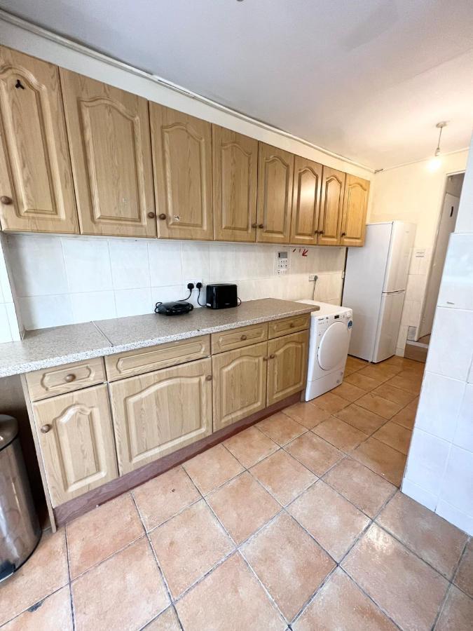 ホテルAmazing New House In ロンドン エクステリア 写真